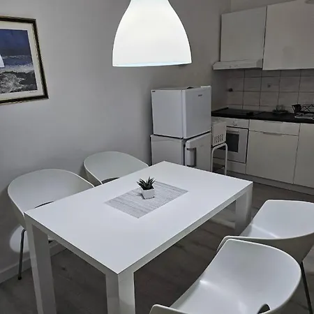 App Garibaldi Apartman