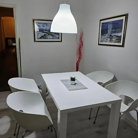 App Garibaldi Apartman
