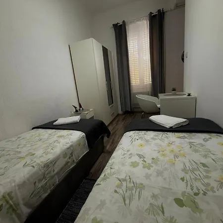 App Garibaldi Apartman